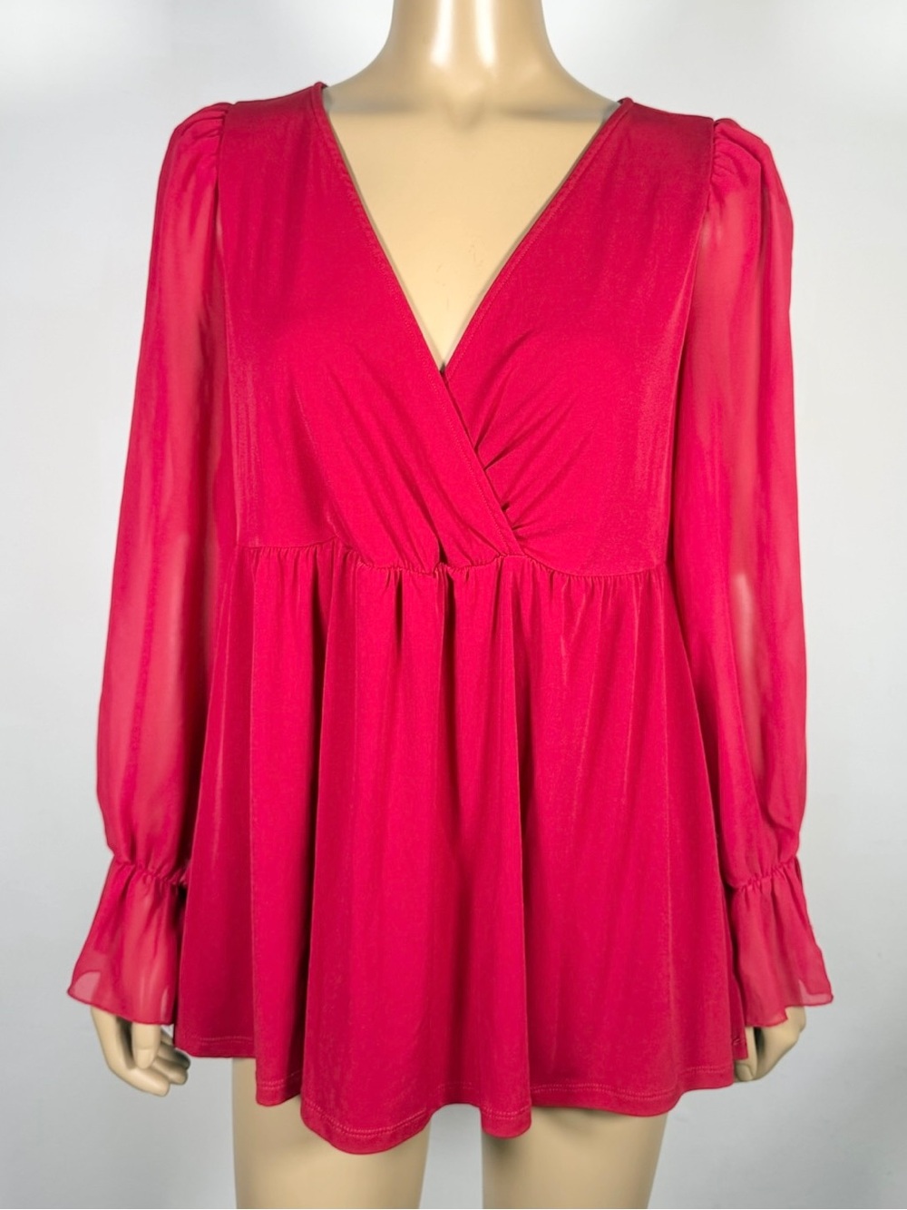 torrid Women’s Size 0 (Large / 12) Red V-Neck Surplice Long Sleeve Blouse
